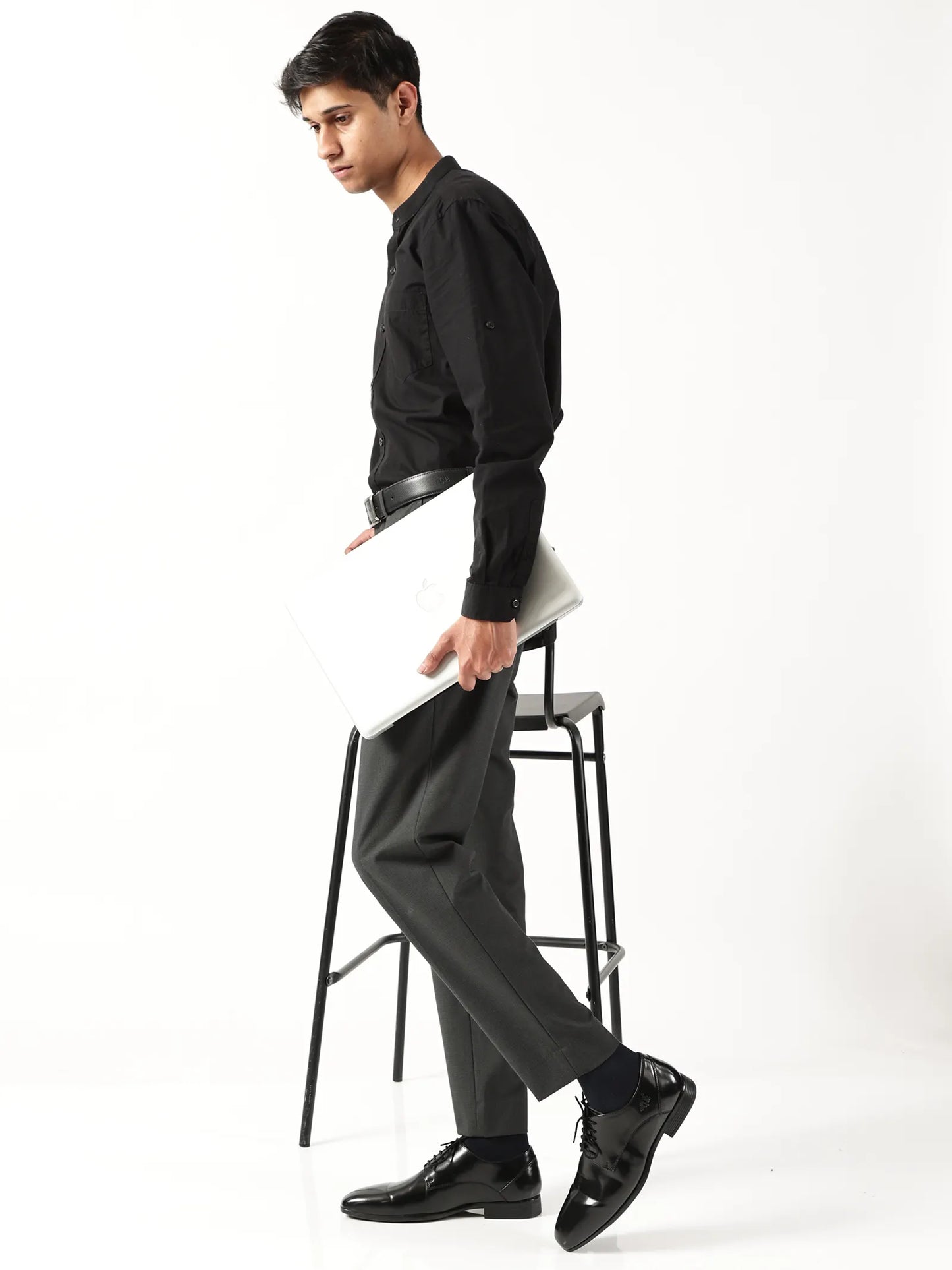 Amiable - Black