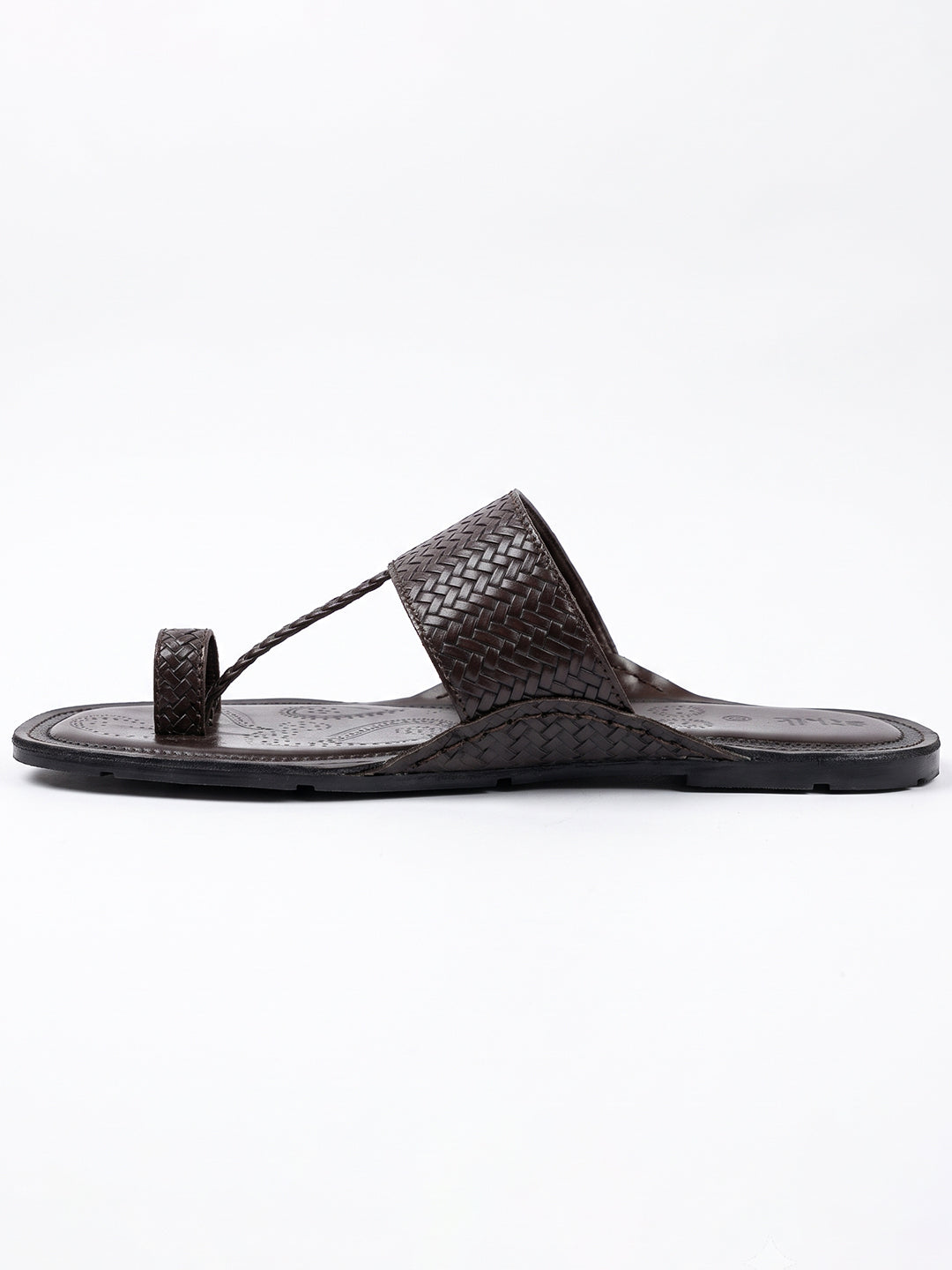 Ethik Yuvraj Brown Woven Kolhapuri-Style Chappal for Men