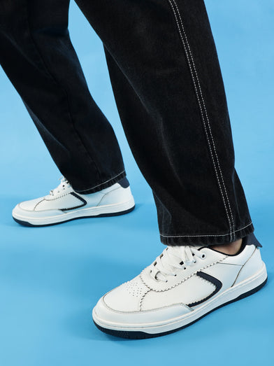 FLAIRÉ Blue – White Casual Sneakers for Men with Blue Accent | Extra Laces