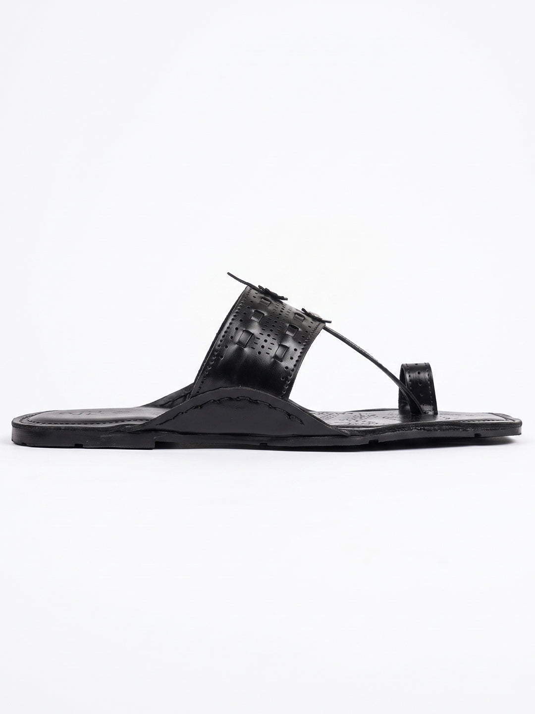Ethik Raajtilak Black Kolhapuri-Style Chappal for Men