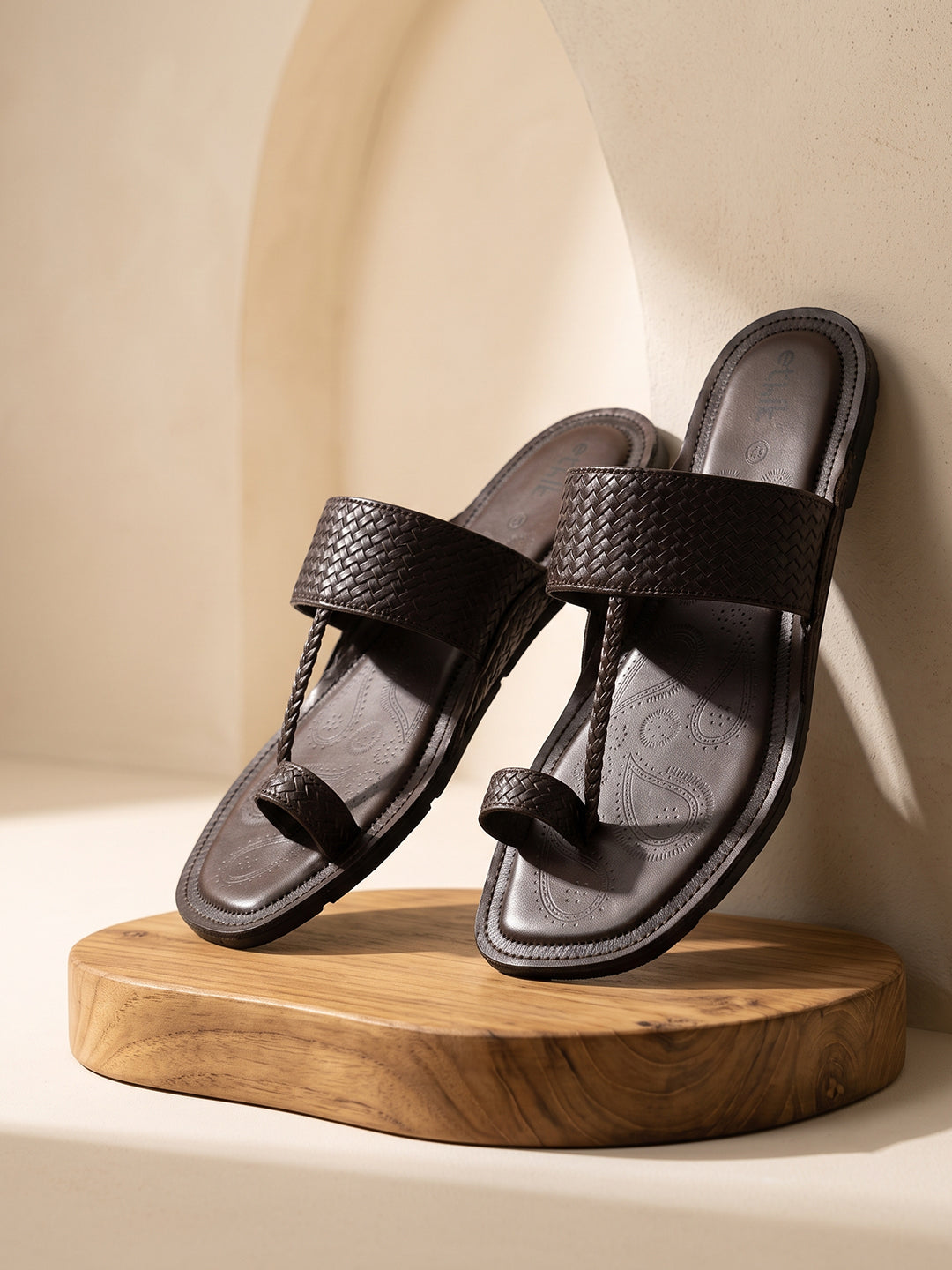 Ethik Yuvraj Brown Woven Kolhapuri-Style Chappal for Men