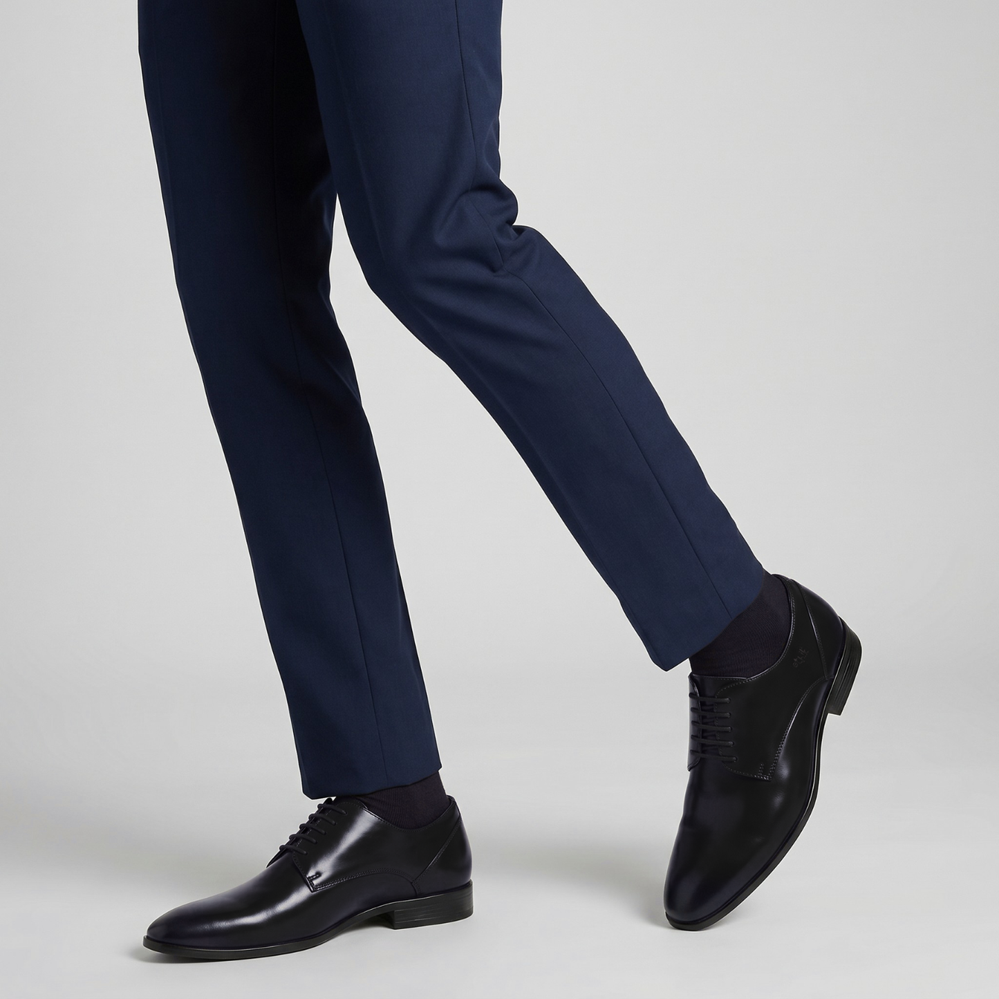 Amiable - Black