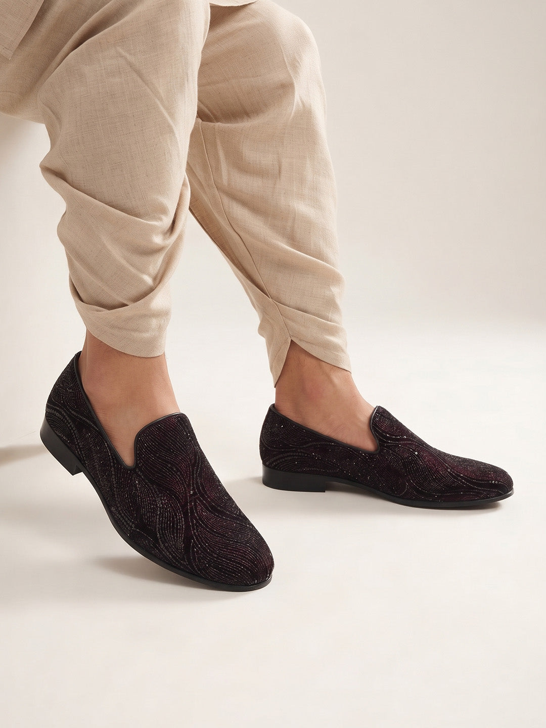 Maroon Sequin Embroidered Slip-on -006