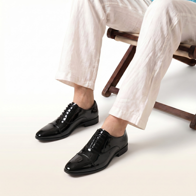 Suit-up Patent Black