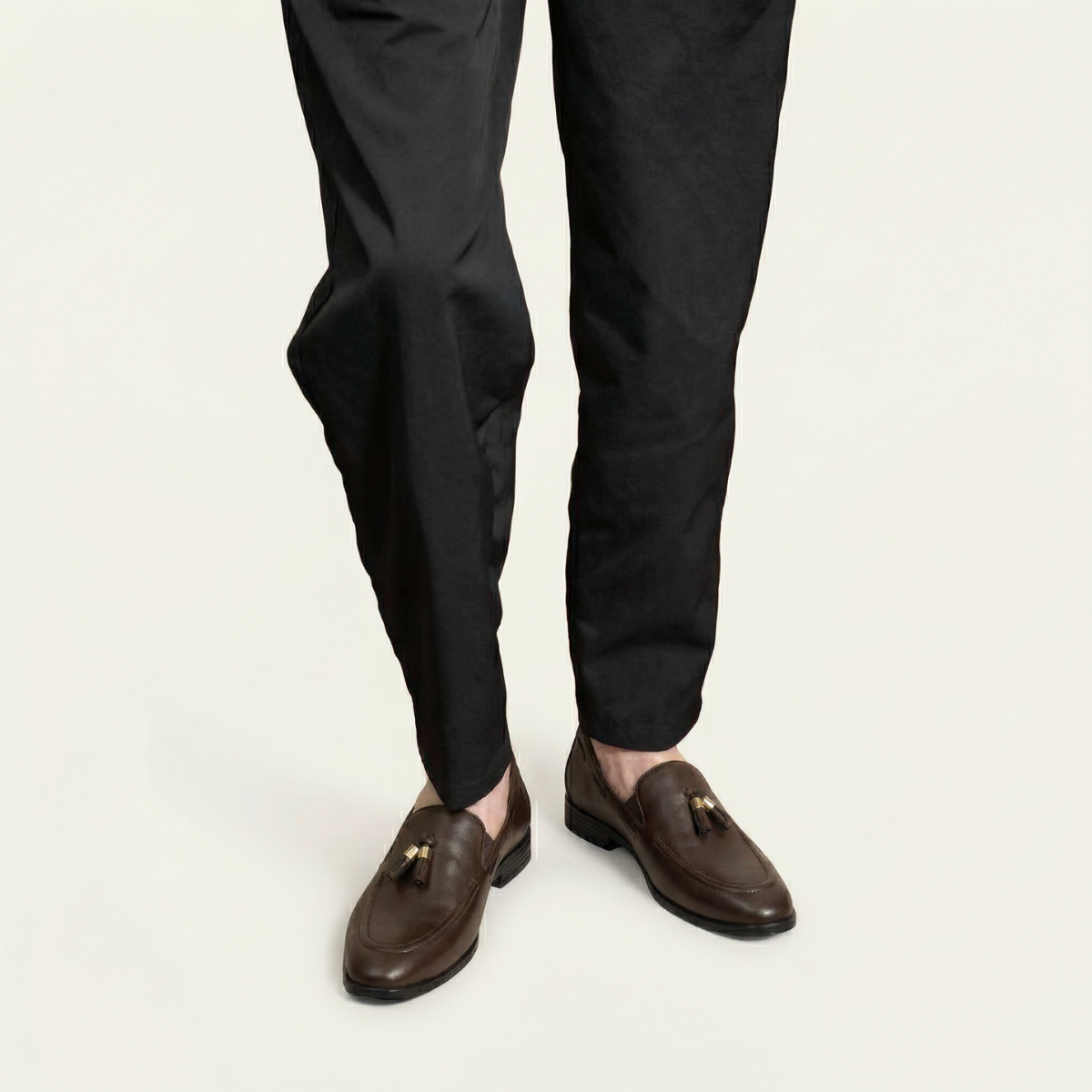 TASSEL TUX - Brown