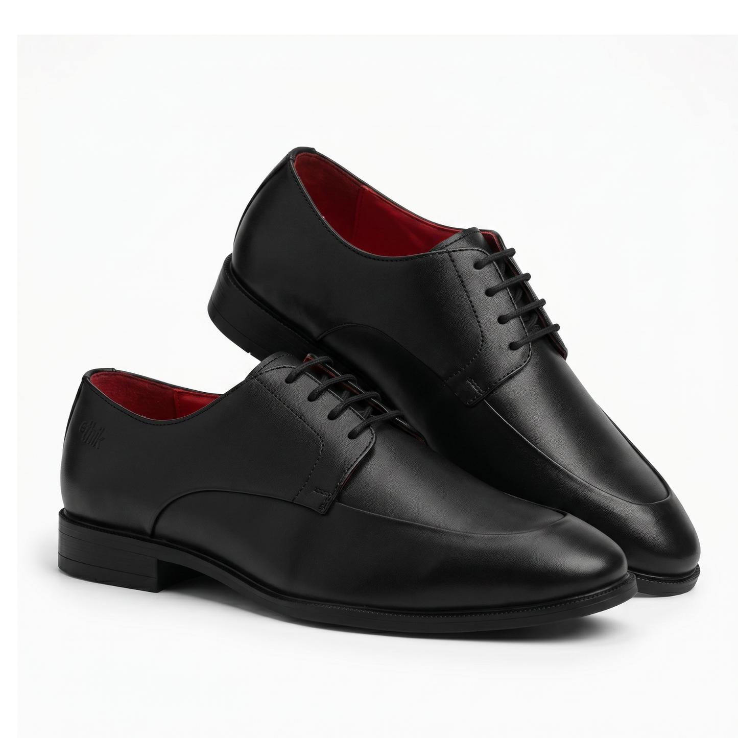 THE EXECUTIVE - Black